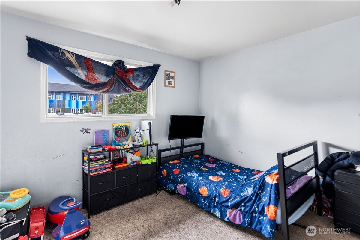 125 E 60th Street , Tacoma, WA 98404
