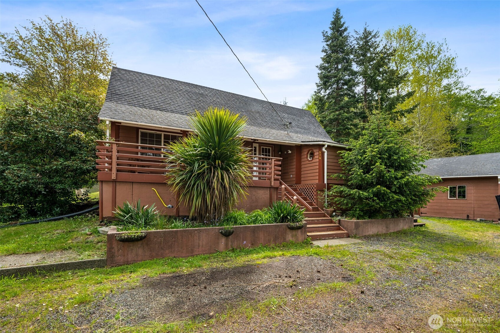636 Water Street , South Bend, WA 98586