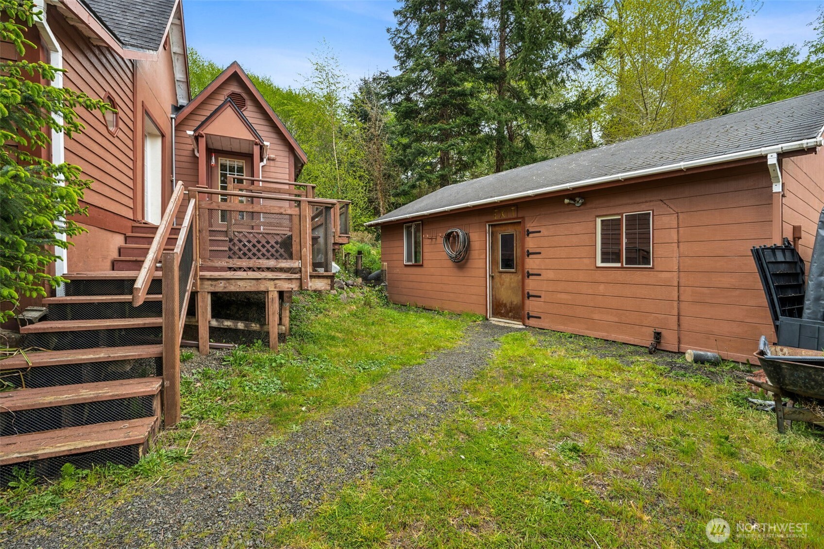 636 Water Street , South Bend, WA 98586