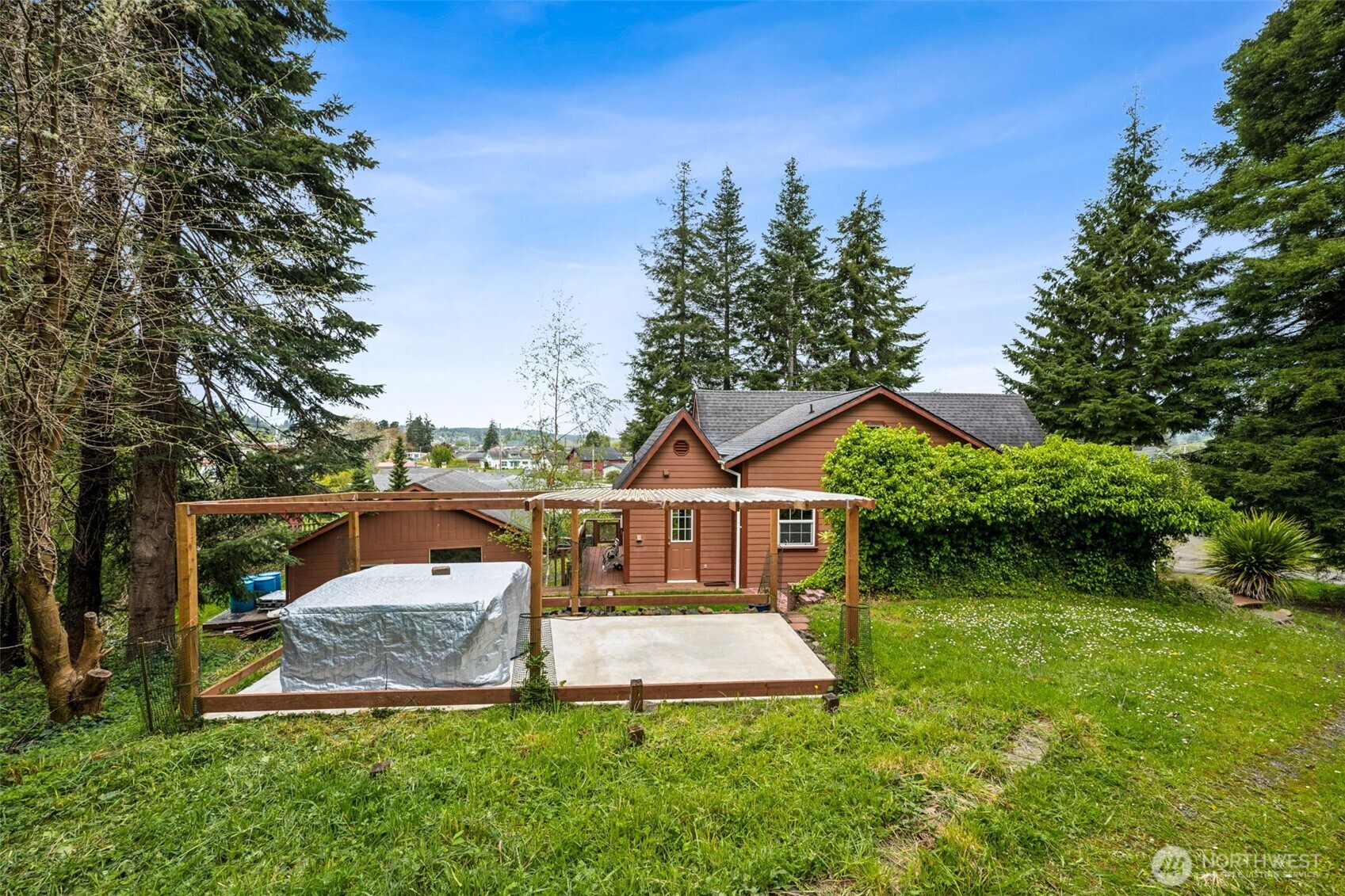 636 Water Street , South Bend, WA 98586