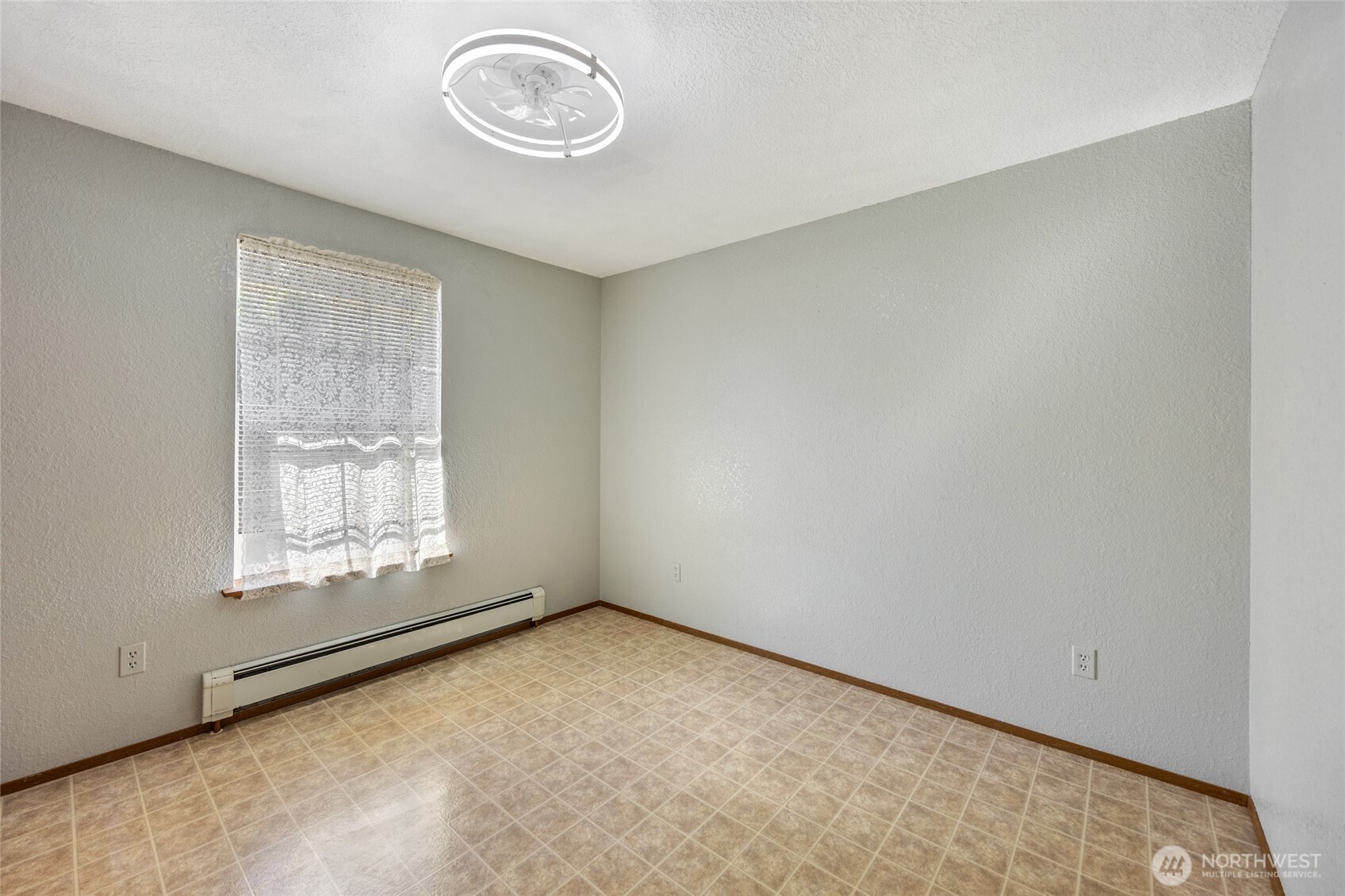 7123 Lakeside Street SW, Olympia, WA 98512