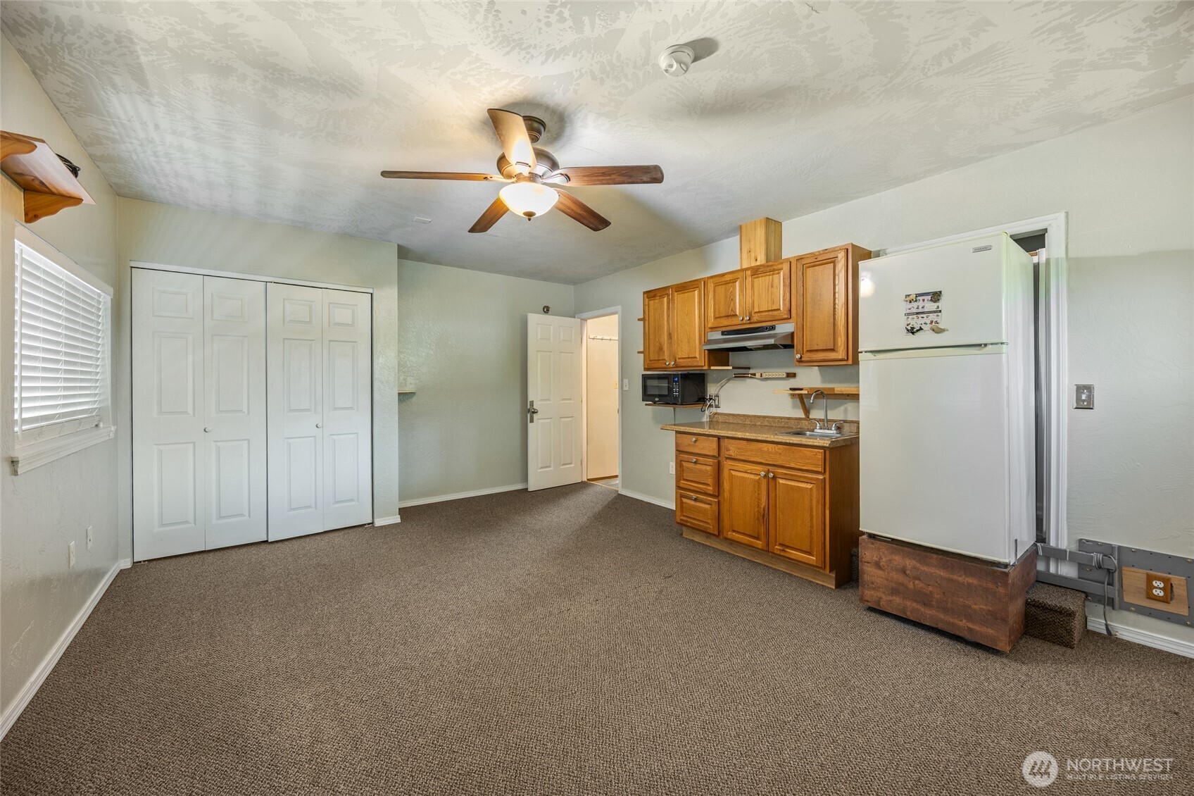 7123 Lakeside Street SW, Olympia, WA 98512