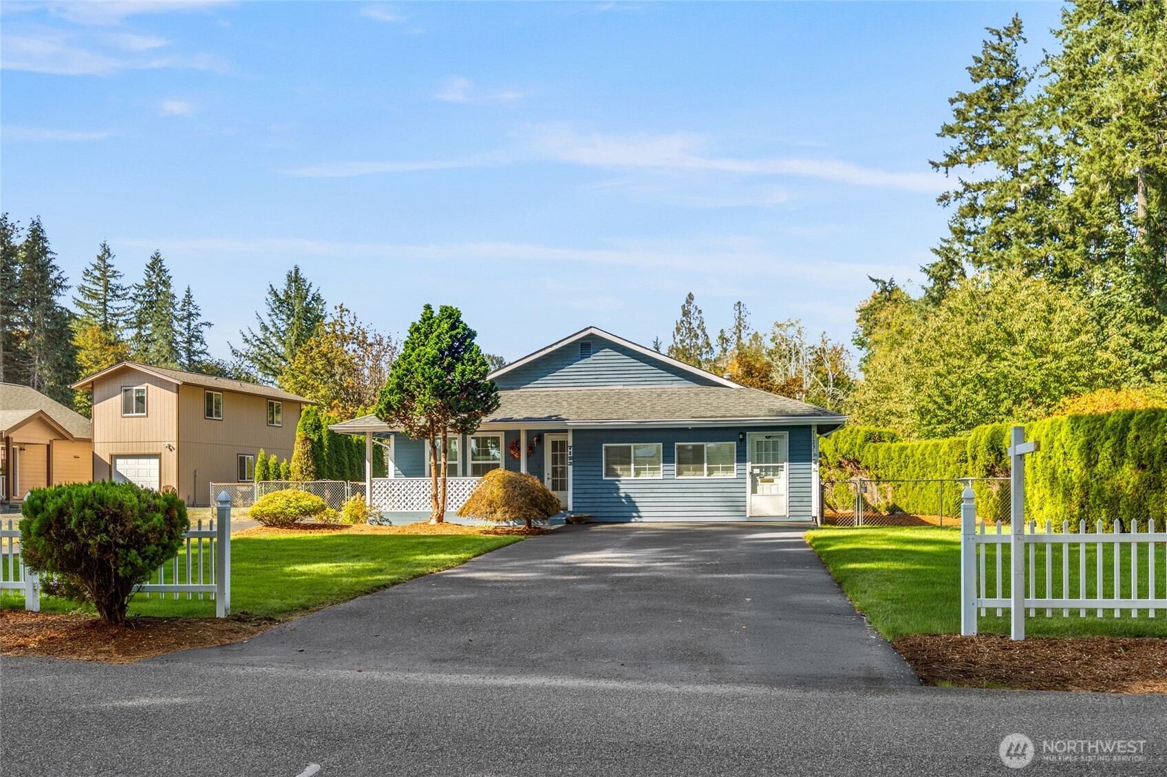 7123 Lakeside Street SW, Olympia, WA 98512