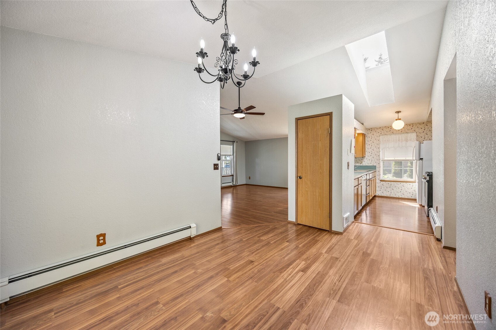 7123 Lakeside Street SW, Olympia, WA 98512