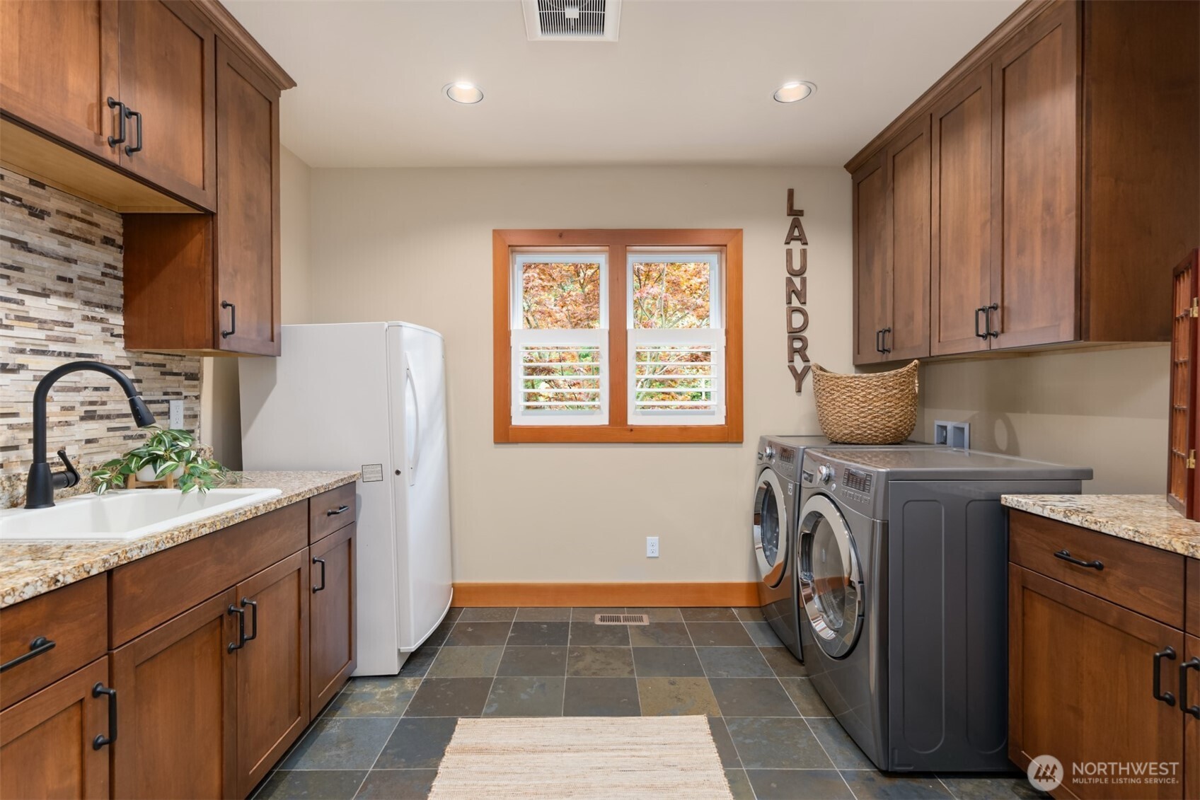 22988 Ruger Place NW, Poulsbo, WA 98370