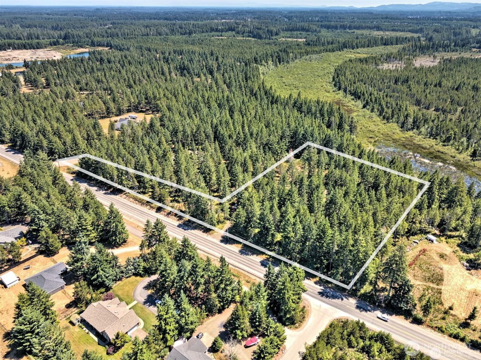 5201 E Brockdale Road , Shelton, WA 98584
