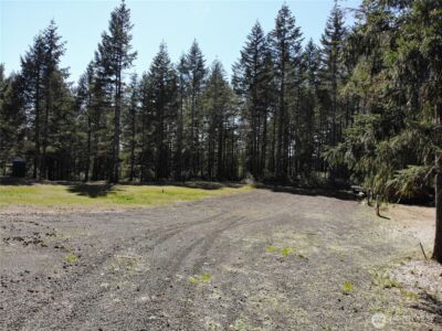 5201 E Brockdale Road , Shelton, WA 98584 - Photo 16