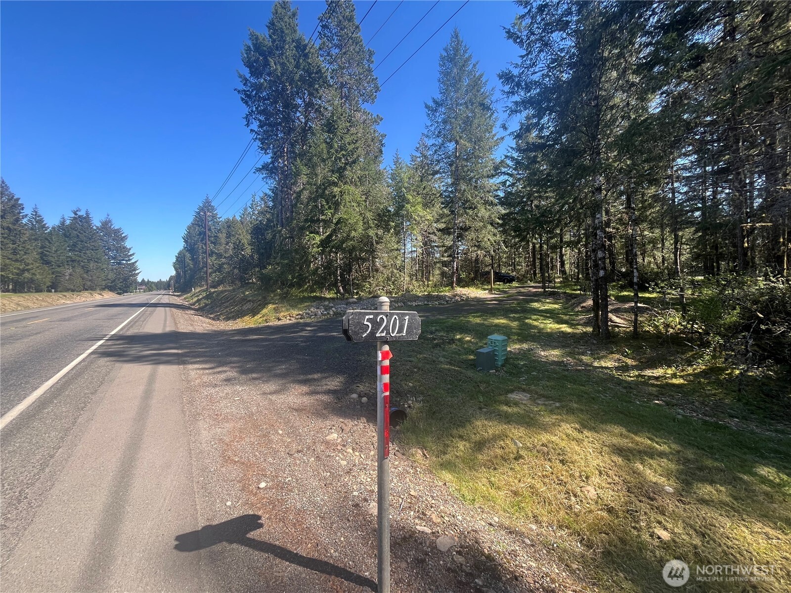 5201 E Brockdale Road , Shelton, WA 98584