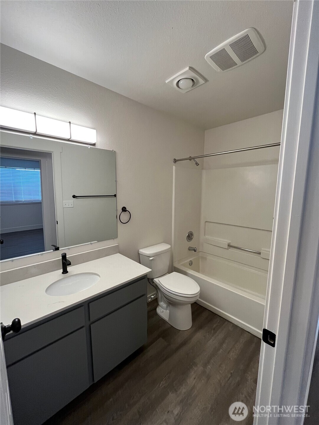 806 E White Birch Avenue , Ellensburg, WA 98926