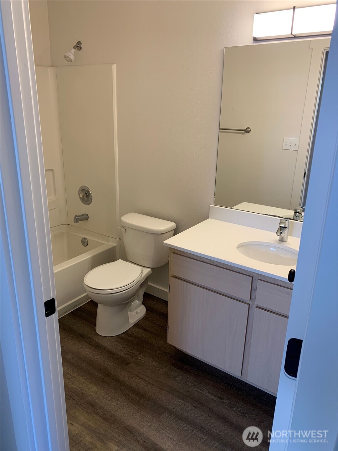 806 E White Birch Avenue , Ellensburg, WA 98926
