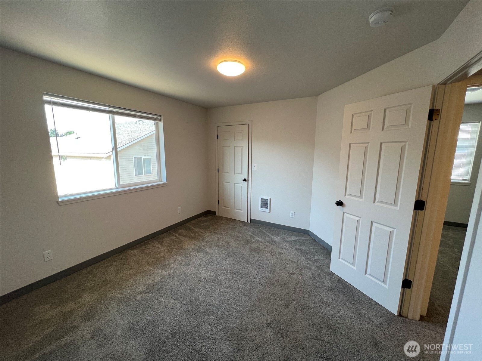 806 E White Birch Avenue , Ellensburg, WA 98926