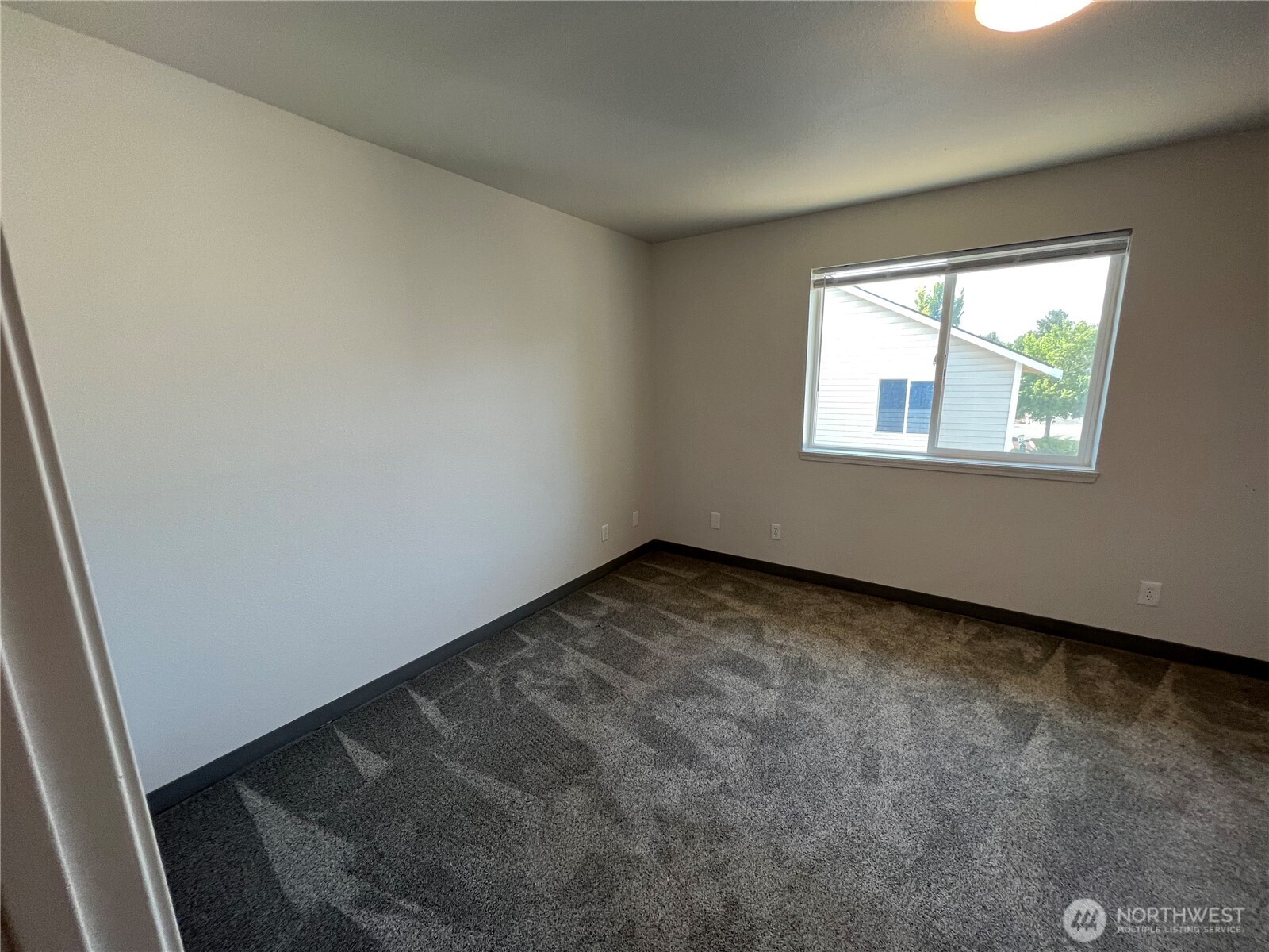 806 E White Birch Avenue , Ellensburg, WA 98926