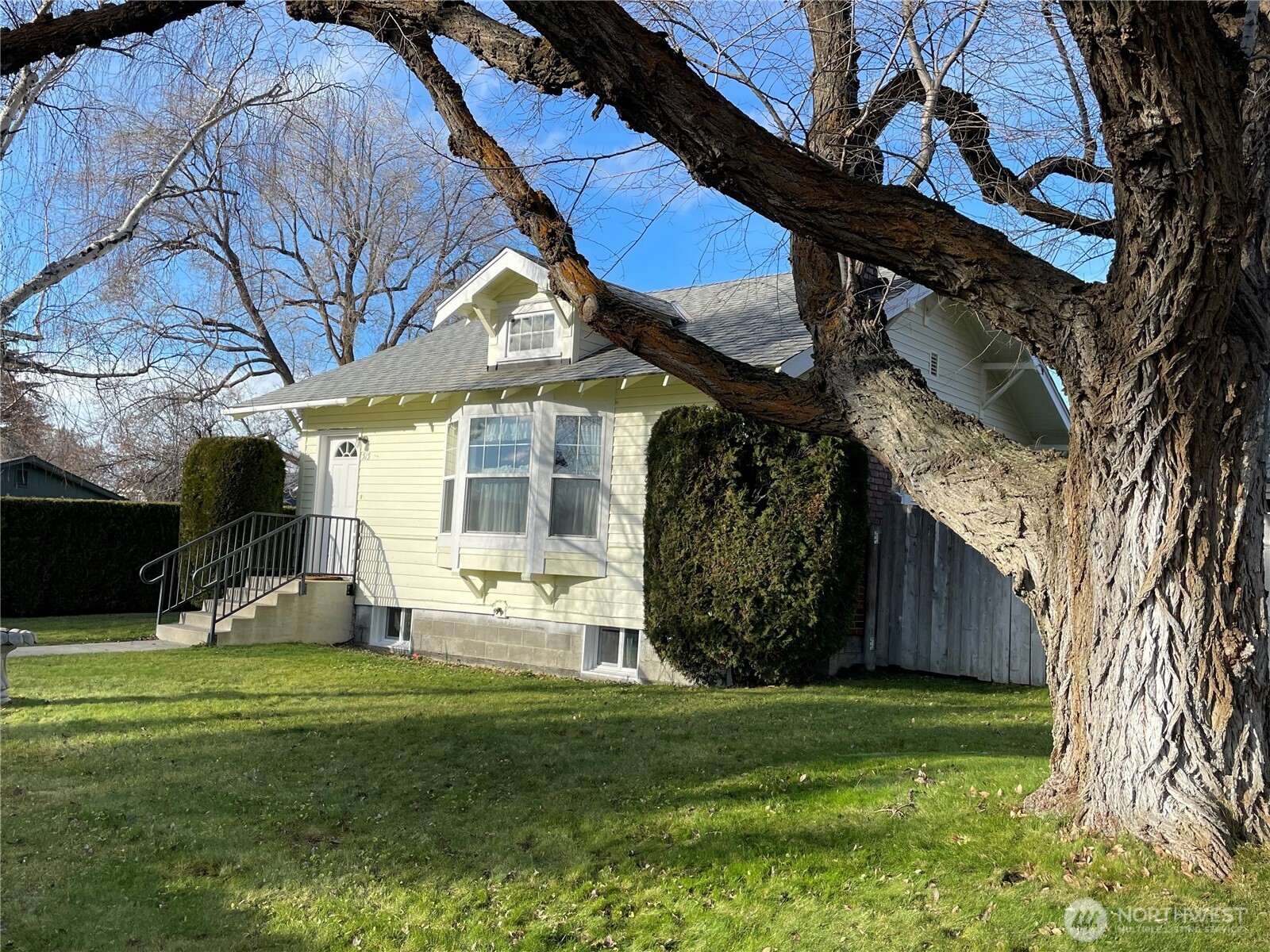 515 W 11th Avenue , Ellensburg, WA 98926
