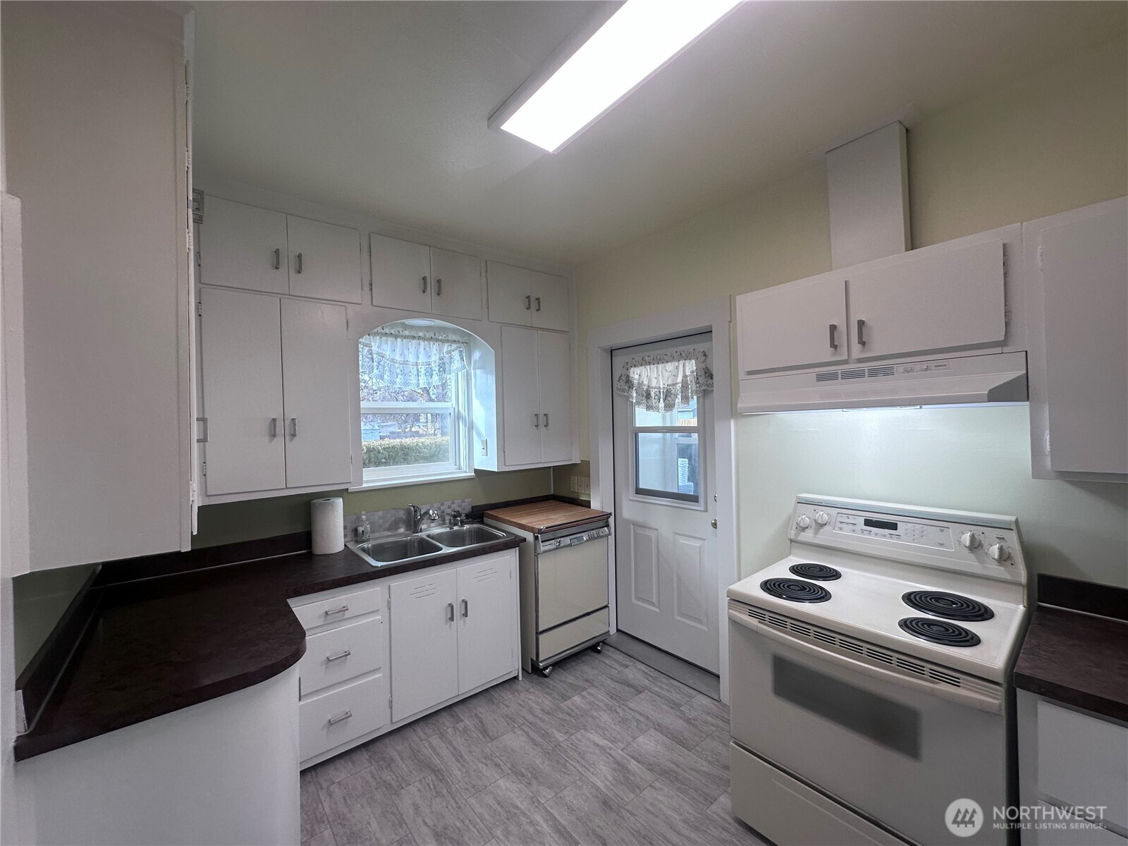 515 W 11th Avenue , Ellensburg, WA 98926