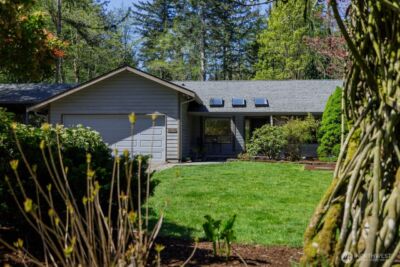3115 Friendly Grove Road NE, Olympia, WA 98506