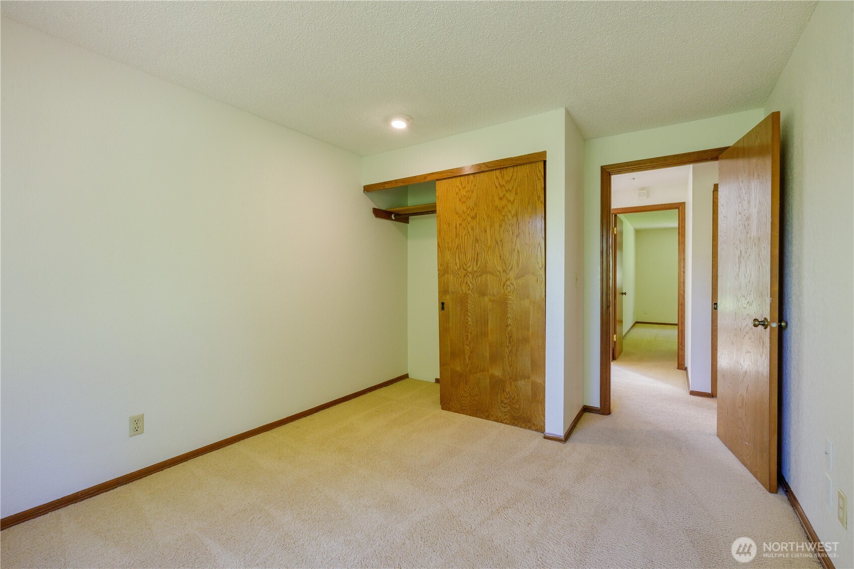 3115 Friendly Grove Road NE, Olympia, WA 98506