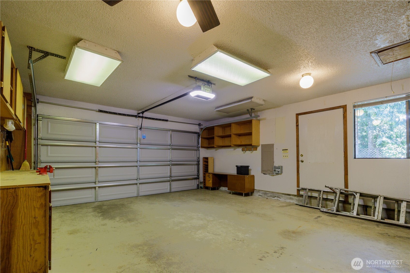 3115 Friendly Grove Road NE, Olympia, WA 98506