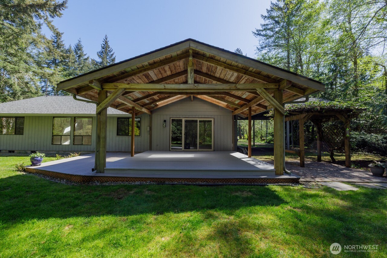3115 Friendly Grove Road NE, Olympia, WA 98506