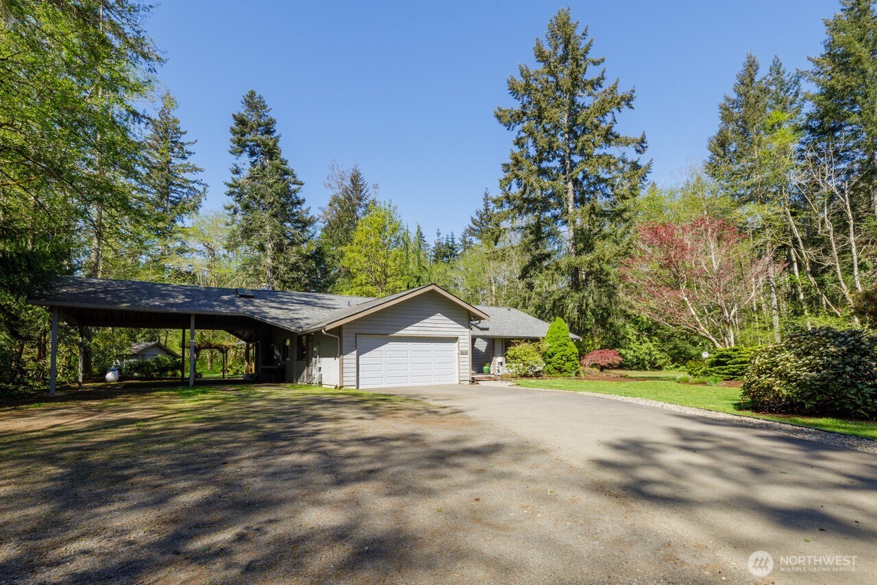 3115 Friendly Grove Road NE, Olympia, WA 98506