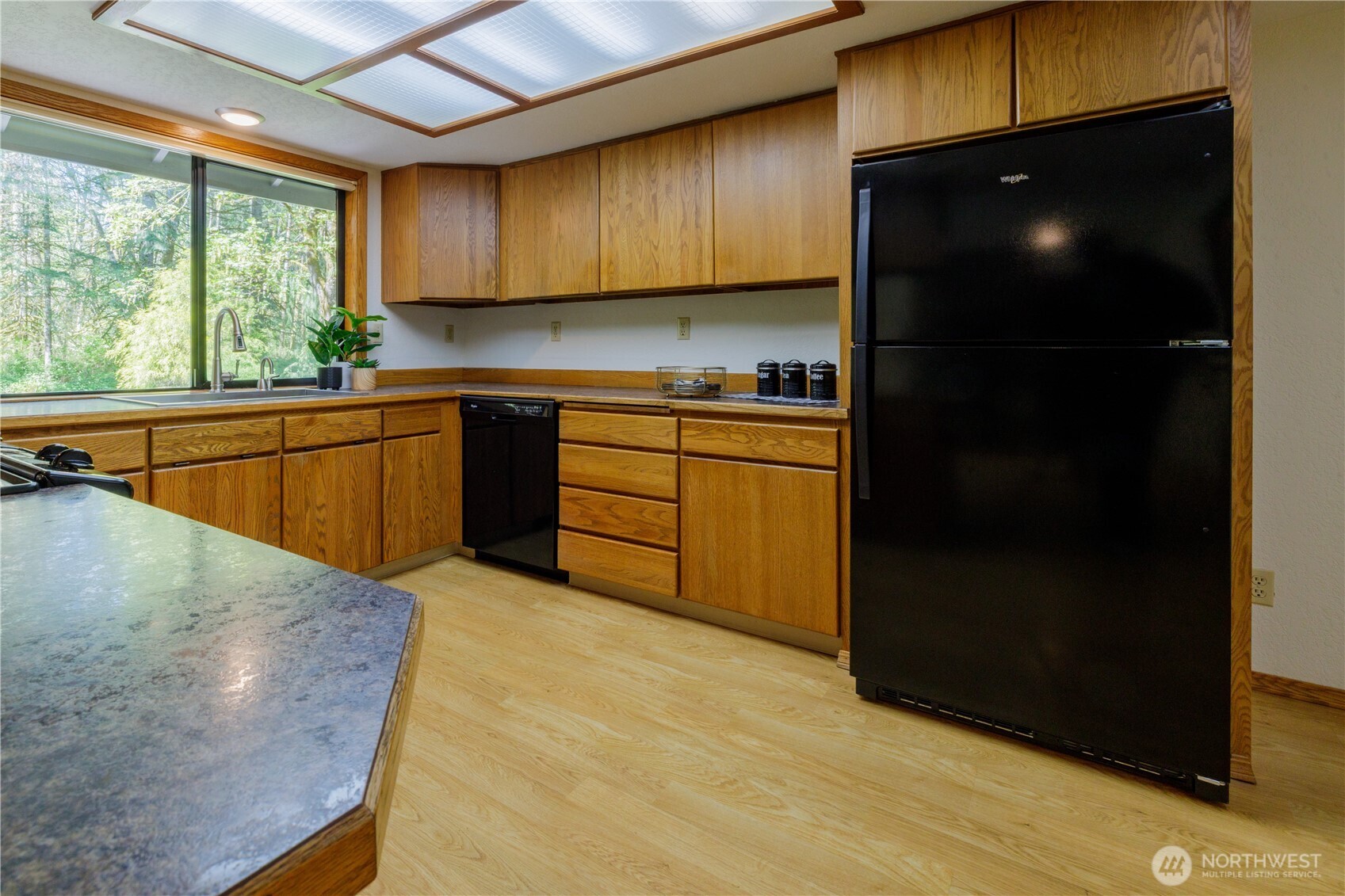 3115 Friendly Grove Road NE, Olympia, WA 98506