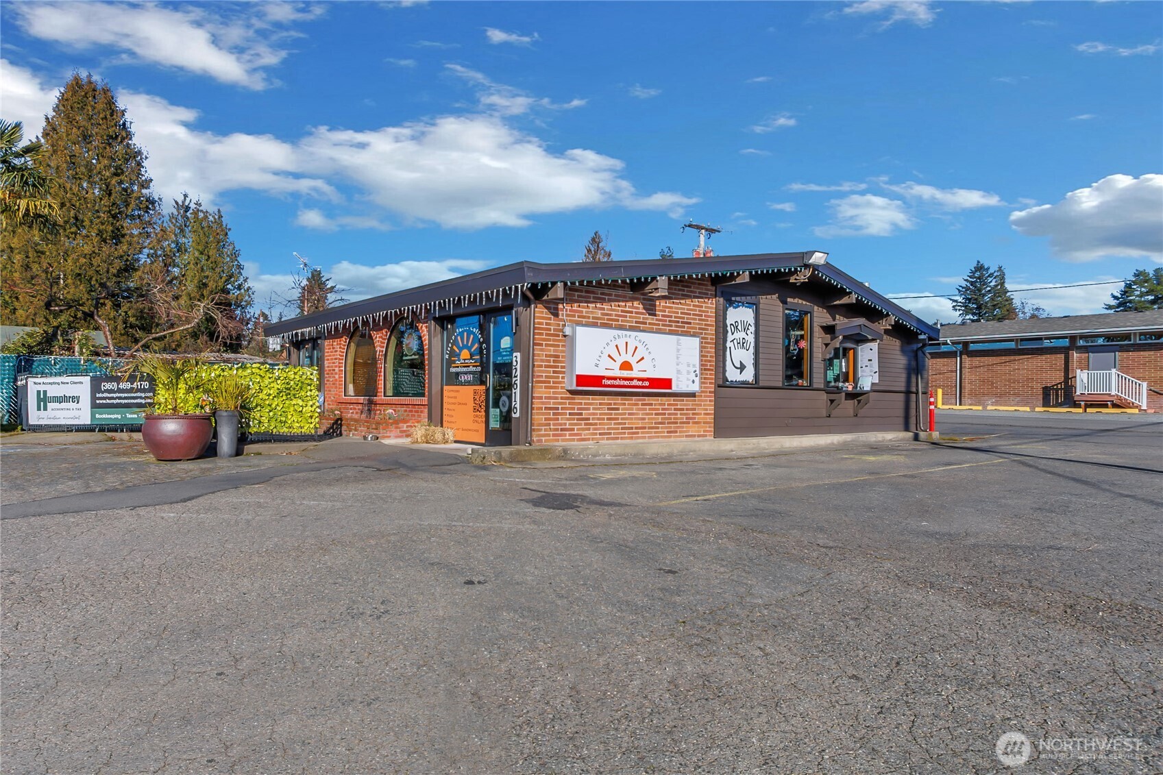 32616 3rd Avenue , Black Diamond, WA 98010