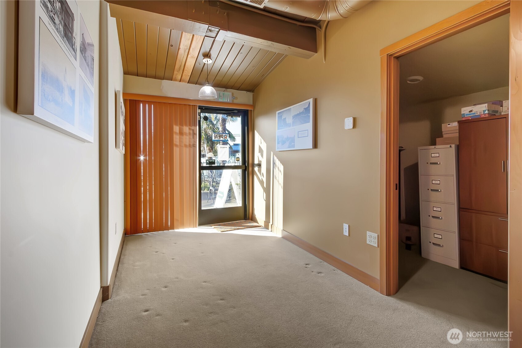 32616 3rd Avenue , Black Diamond, WA 98010