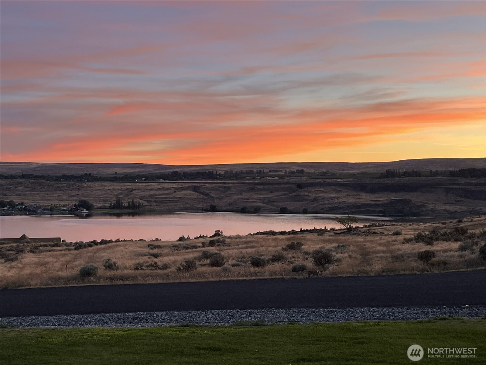 21165 Division .4 NE, Soap Lake, WA 98851