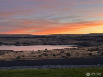21165 Division .4 NE, Soap Lake, WA 98851 - Photo 2