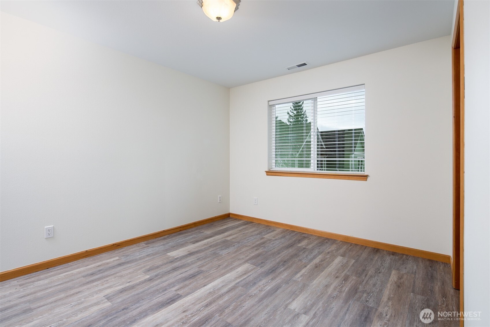 1100 E Illinois Street , Bellingham, WA 98226