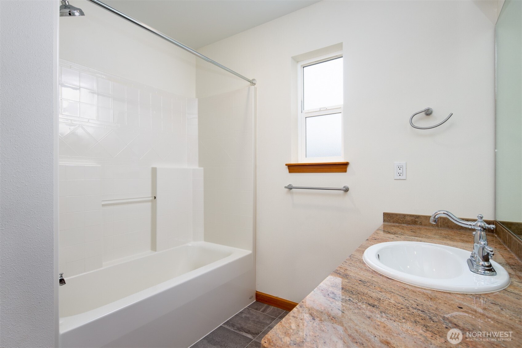 1100 E Illinois Street , Bellingham, WA 98226