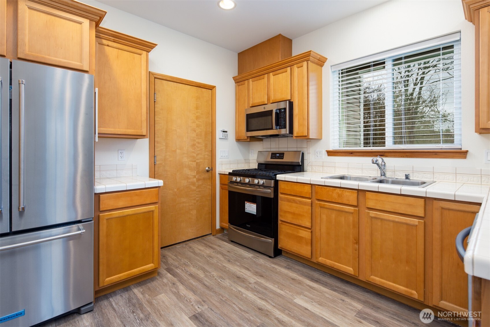 1100 E Illinois Street , Bellingham, WA 98226