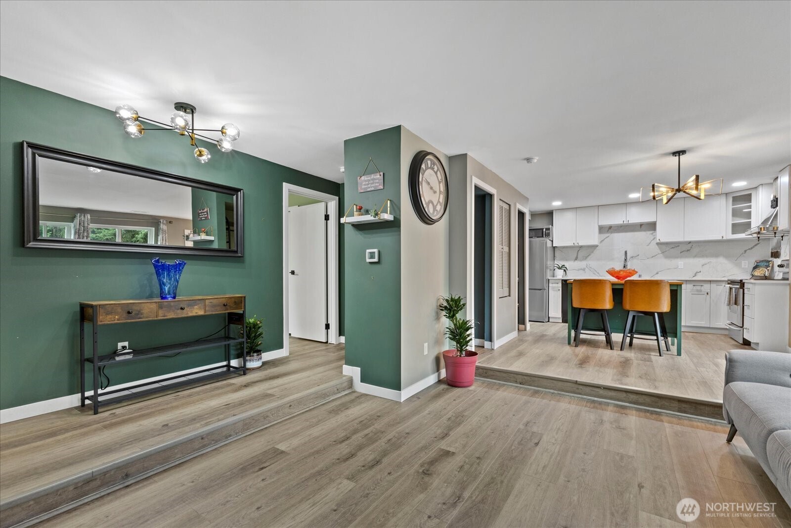 12716 NE 120th Street #H-7, Kirkland, WA 98034