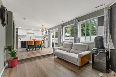 12716 NE 120th Street #H-7, Kirkland, WA 98034 - Photo 2