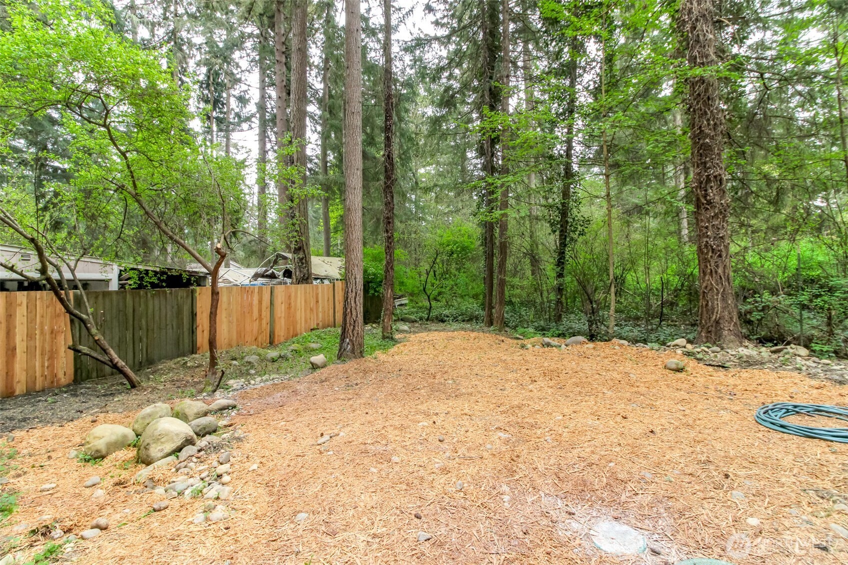 16900 Kalmia Court SE, Yelm, WA 98597