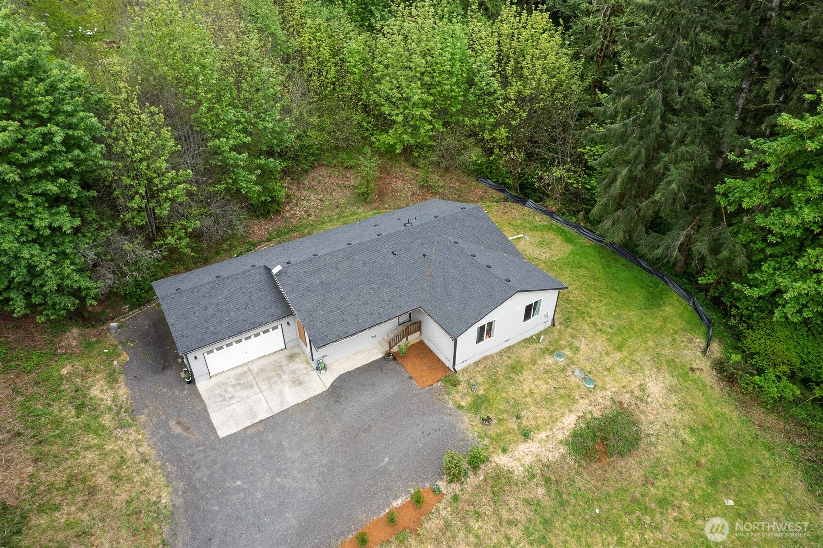 415 Mckee Road , Castle Rock, WA 98611