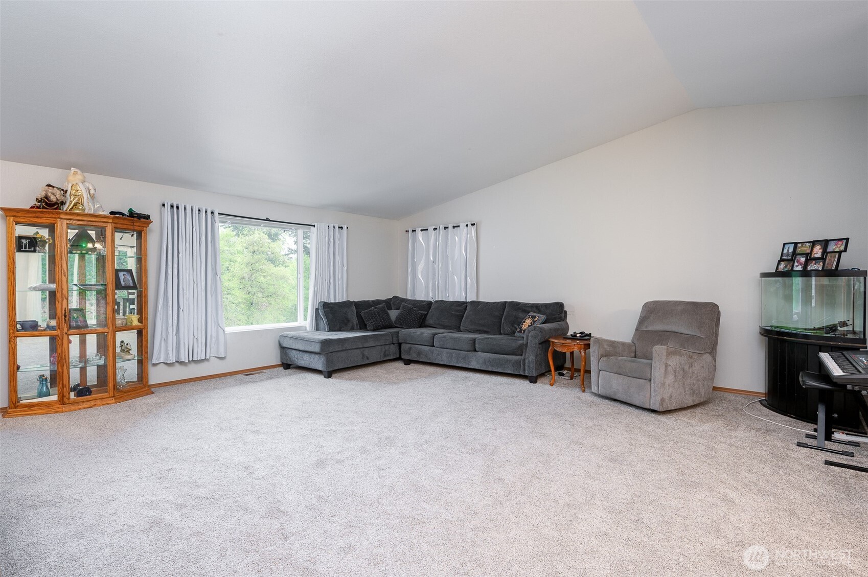 415 Mckee Road , Castle Rock, WA 98611