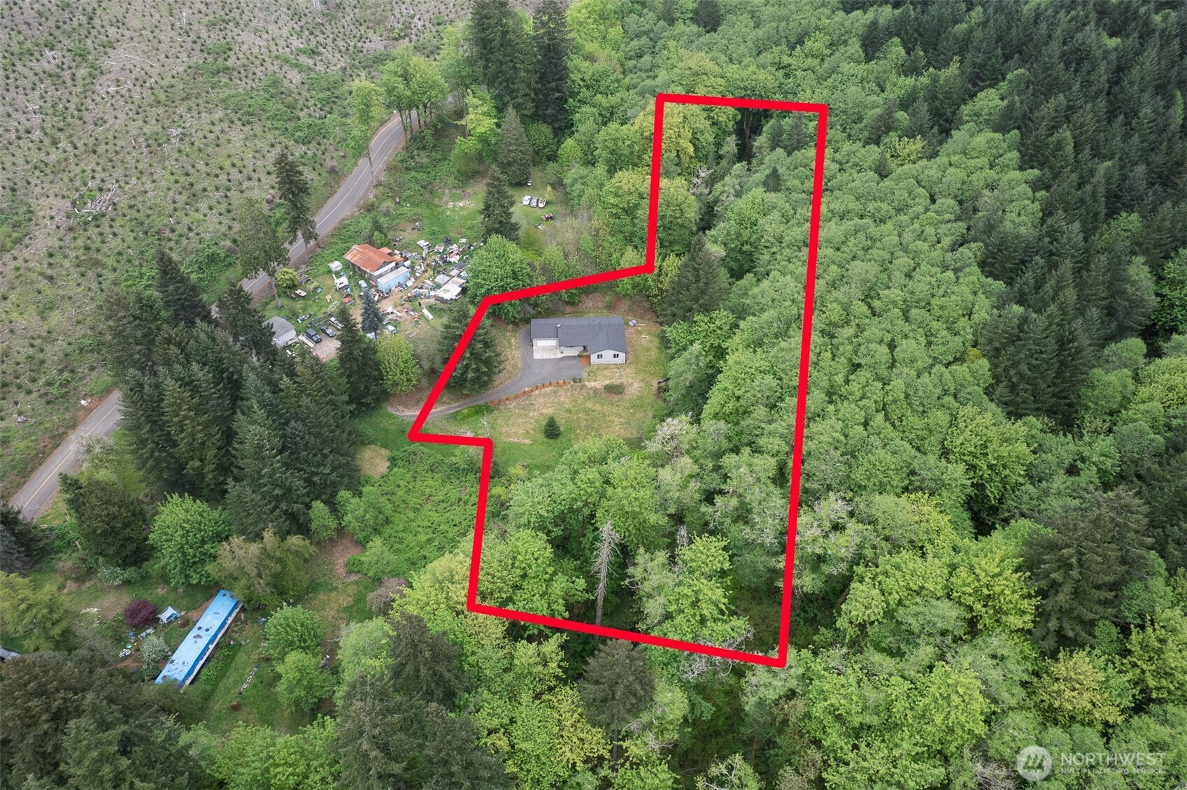 415 Mckee Road , Castle Rock, WA 98611