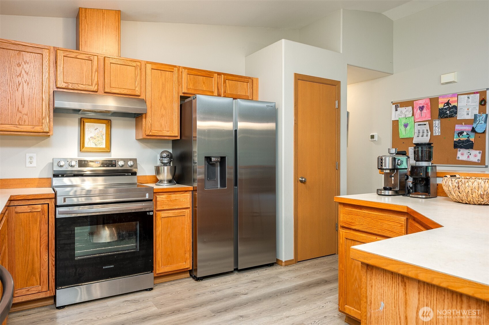 415 Mckee Road , Castle Rock, WA 98611