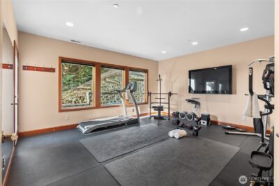 20619 NE 16th Street , Sammamish, WA 98074 - Photo 27