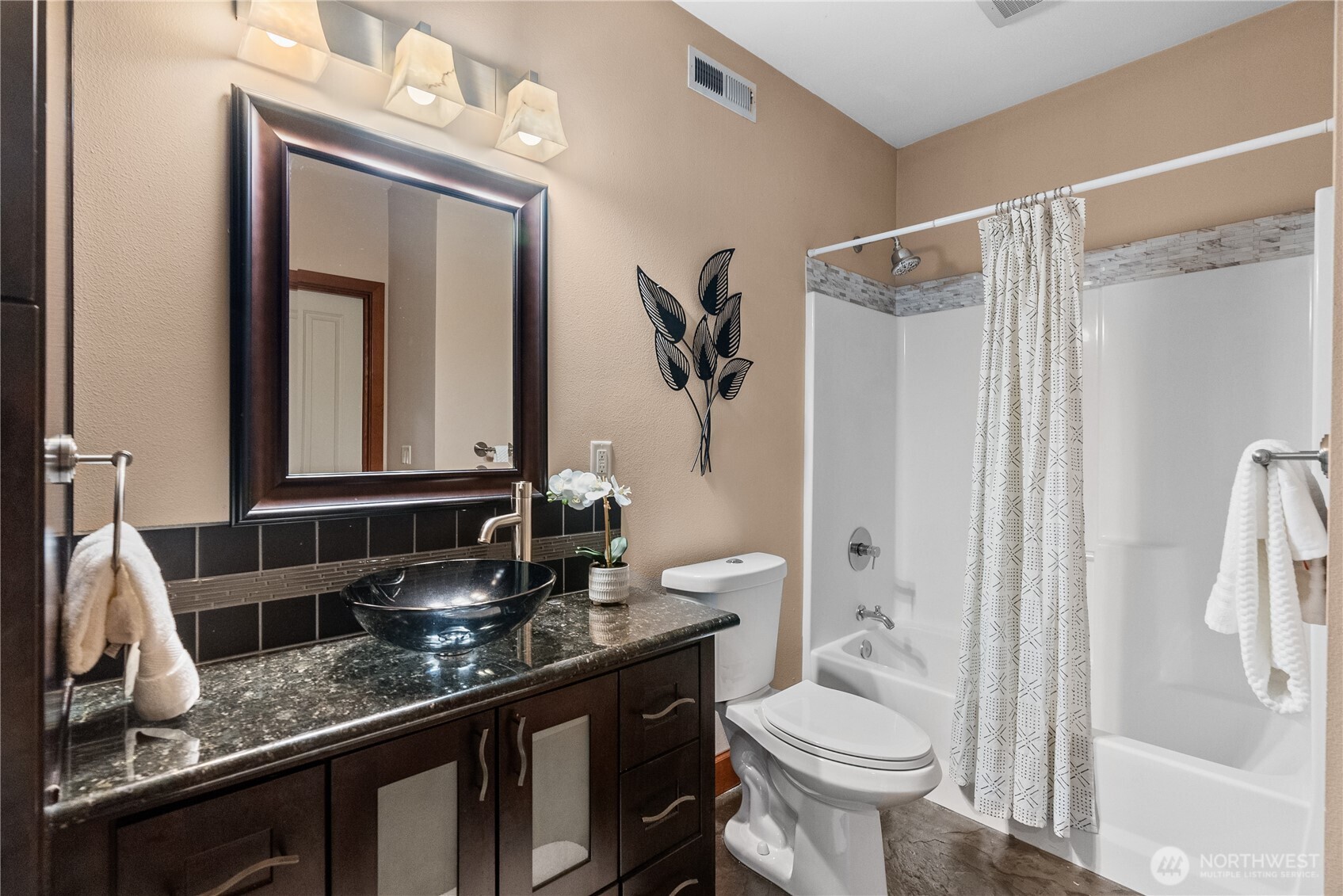 20619 NE 16th Street , Sammamish, WA 98074