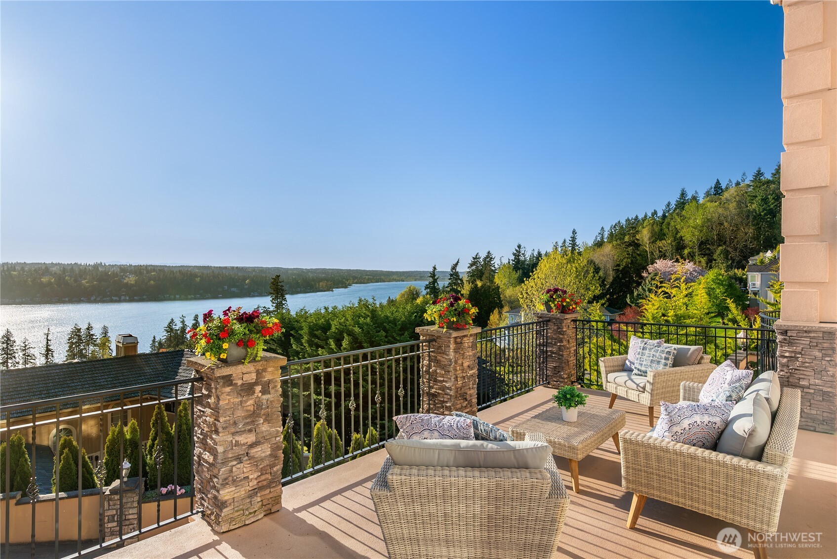 20619 NE 16th Street , Sammamish, WA 98074