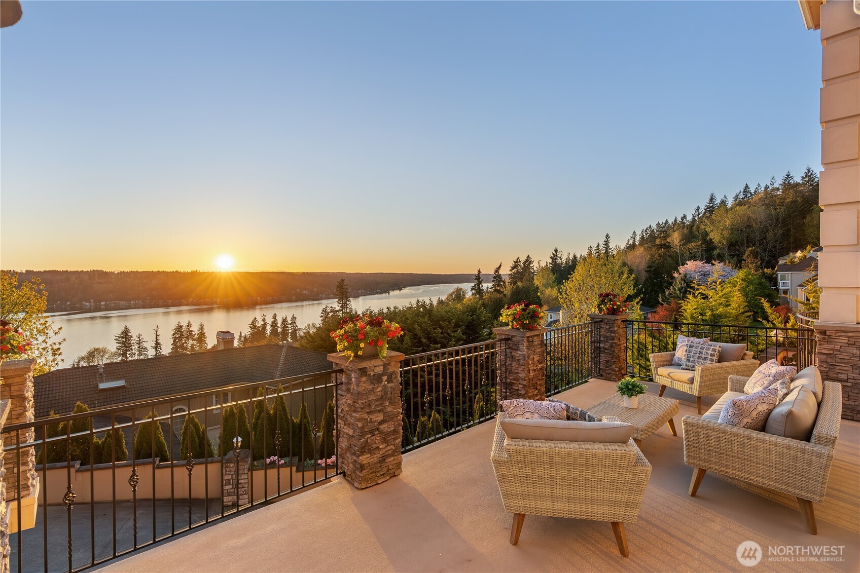 20619 NE 16th Street , Sammamish, WA 98074