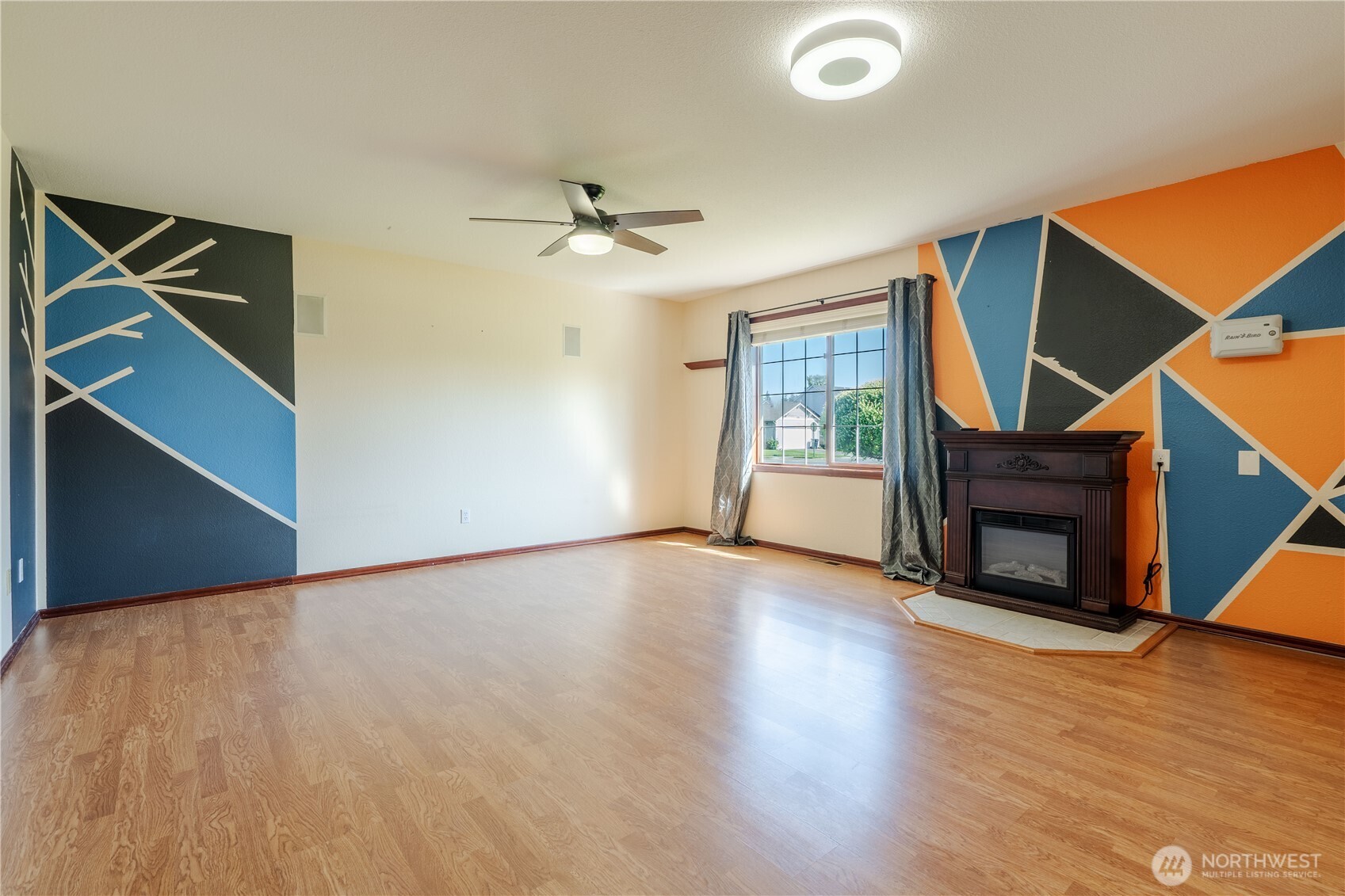 1277 Aaron Drive , Lynden, WA 98264