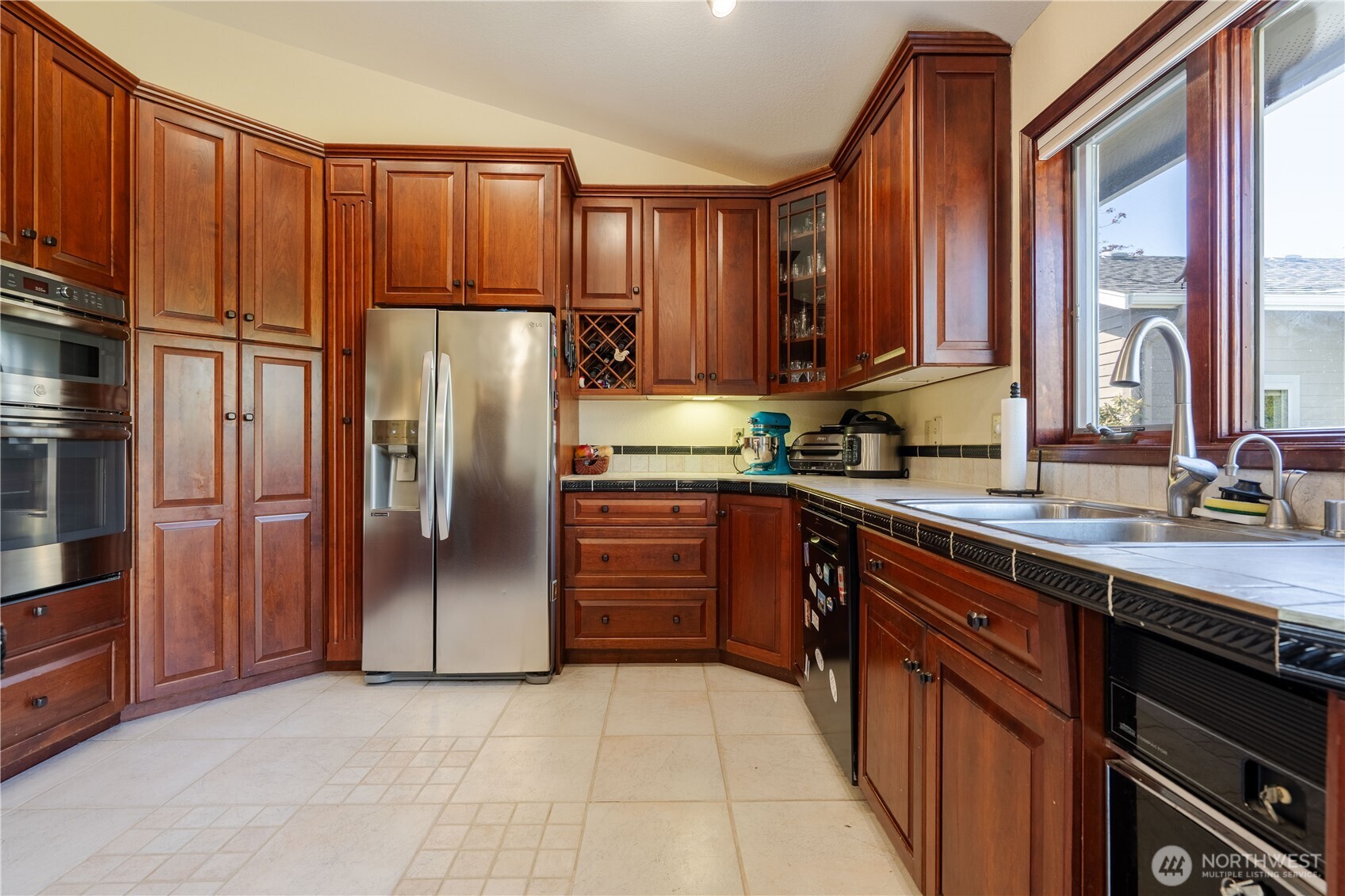 1277 Aaron Drive , Lynden, WA 98264