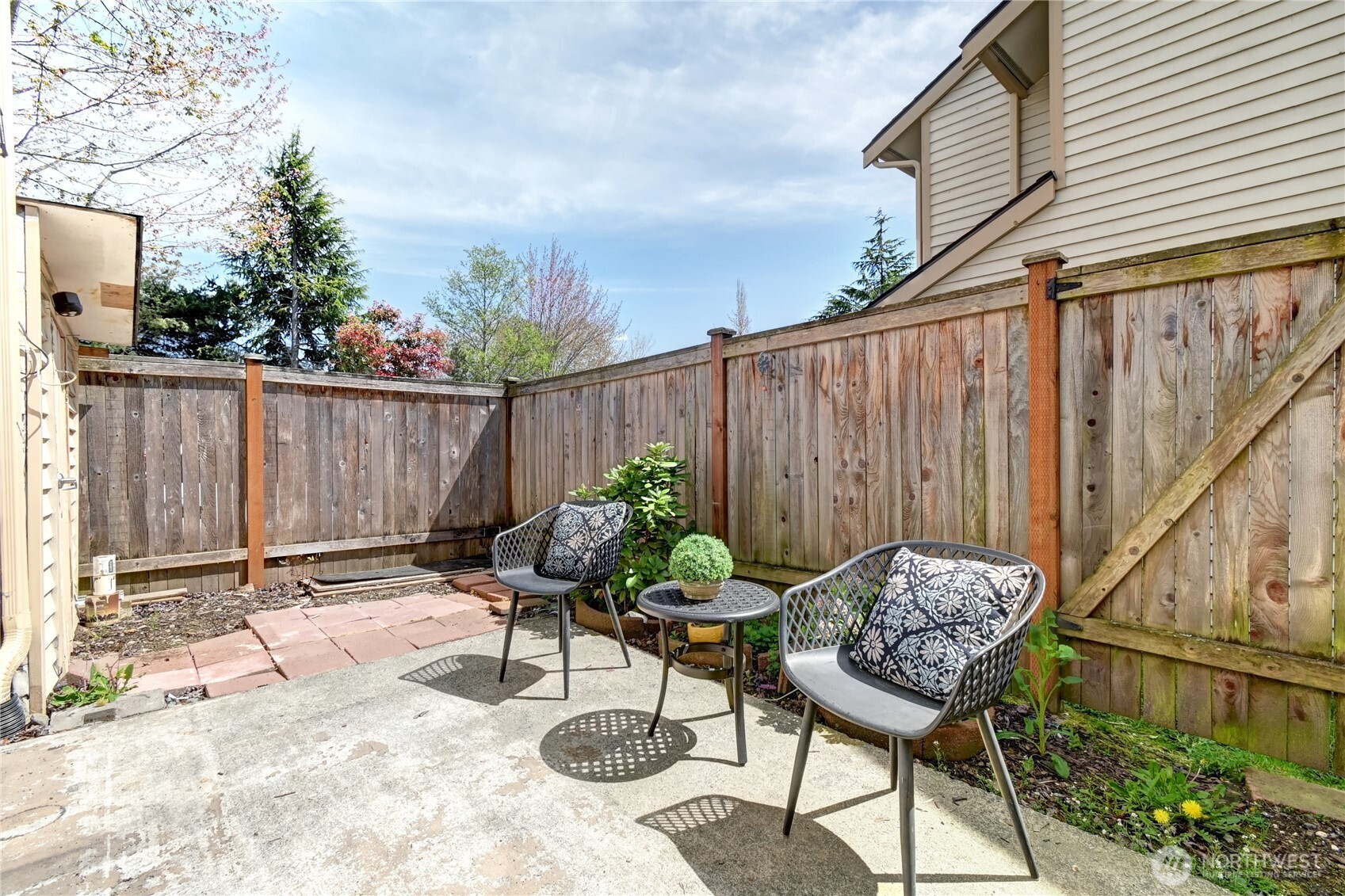 115 124th Street NE #E1, Everett, WA 98208