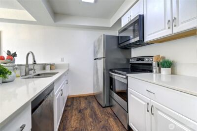 115 124th Street NE #E1, Everett, WA 98208 - Photo 8