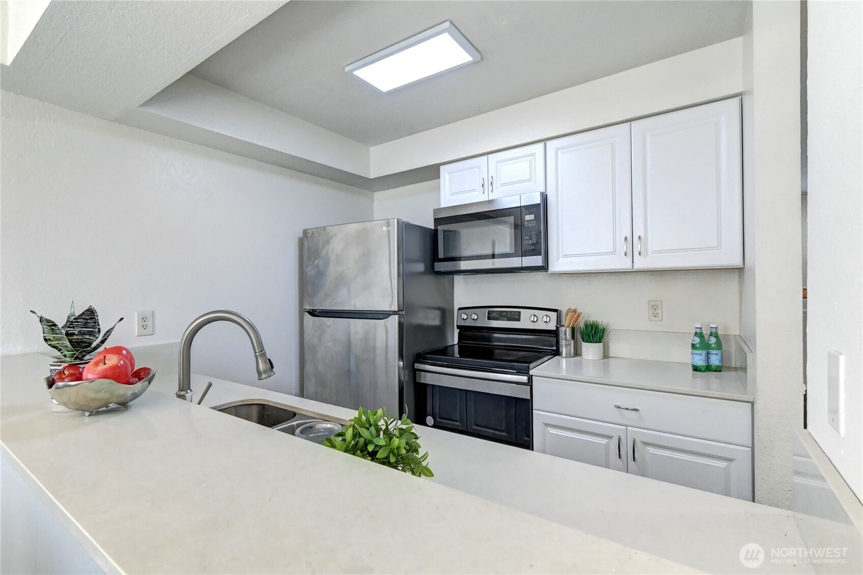 115 124th Street NE #E1, Everett, WA 98208