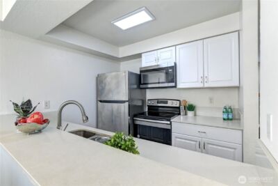 115 124th Street NE #E1, Everett, WA 98208 - Photo 9