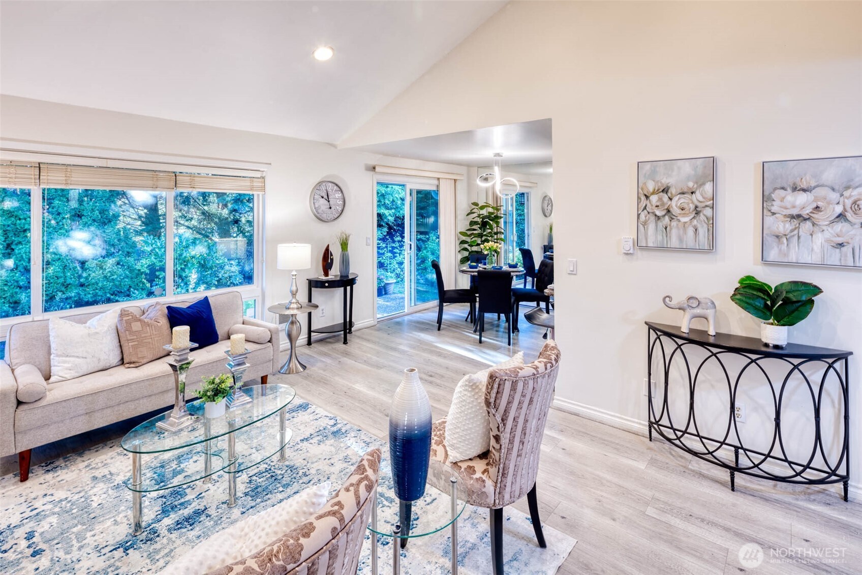 15208 NE 8th Street #C4, Bellevue, WA 98007