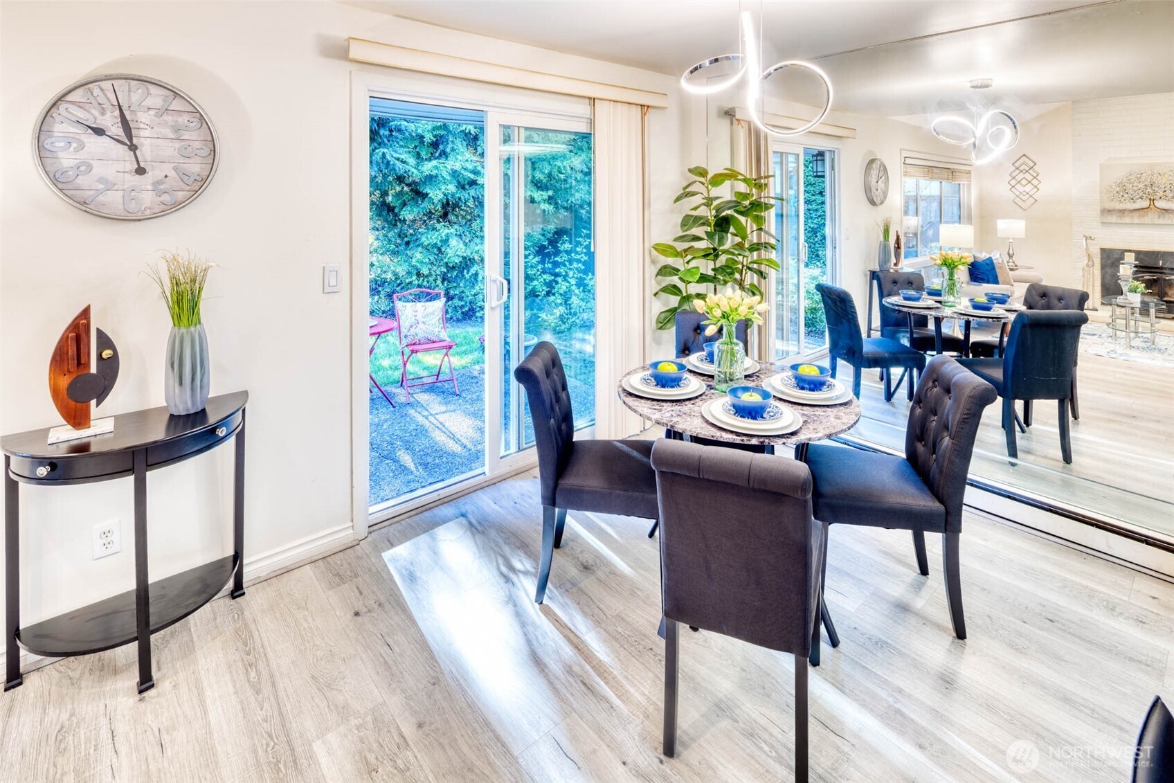 15208 NE 8th Street #C4, Bellevue, WA 98007